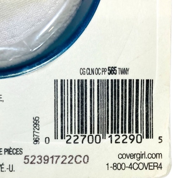 💄🆕 COVERGIRL || Clean Oil Control Shine Free Powder- - Picture 5 of 5